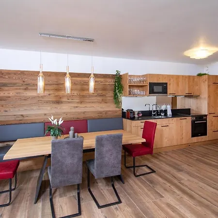 Adlerhorst 2 Zell Am With Private Sauna And In Summer Zell Am Kaprun Summercard Apartman *