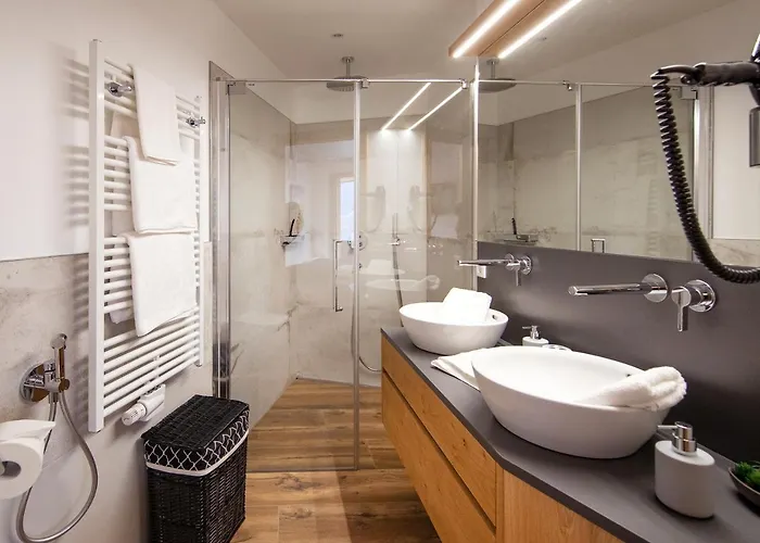 Adlerhorst 2 Zell Am With Private Sauna And In Summer Zell Am Kaprun Summercard * Zell am See